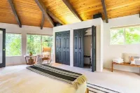 3 Bed Private Villa in Wine Country with Pool + Hot Tub Hôtels à : 