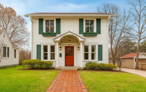 Colonial on College-Historic 3 Beds and Sofa Bed, Skeeball, Golfcart-Extra