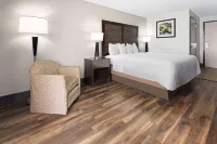 La Quinta Inn by Wyndham Buffalo Airport Hotels in Bowmansville