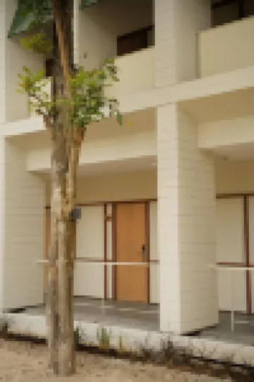 The House Tour Uphill