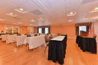Holiday Inn Express Harrisburg SW - Mechanicsburg Hotels in Silver Spring Township