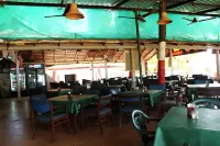 Colmar Beach Resort Hotels in Majorda