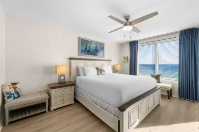 Large Balcony and Complimentary Beach Service - Gorgeous Beachfront Oasis