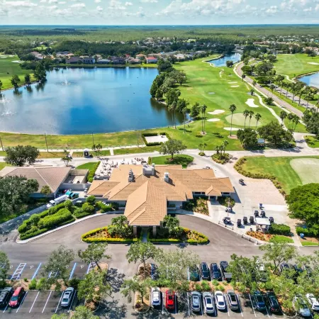 Gorgeous Stoneybrook Home with Private Pool, Lake, Golf Course, 2 King Beds!