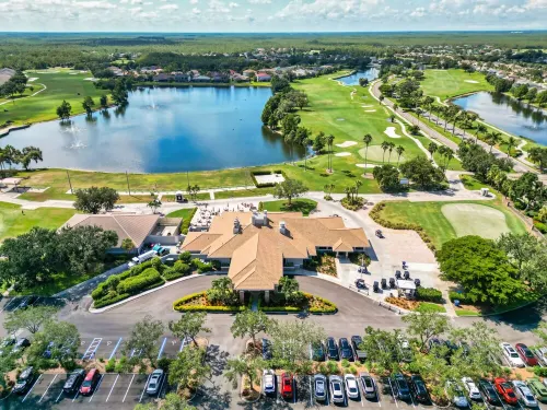 Gorgeous Stoneybrook Home with Private Pool, Lake, Golf Course, 2 King Beds!