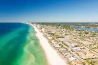 Heated Pool and Gulf Views - Gorgeous Beach Haven