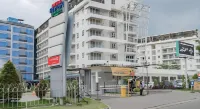 Redliving Apartement Gateway Pasteur-TN Hospitality Tower Topaz C Bs 01
