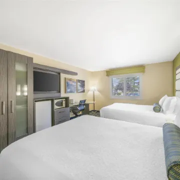 Best Western Antelope Inn  Suites