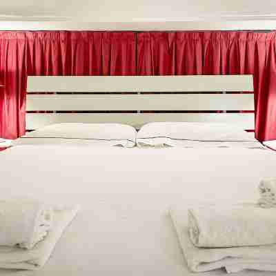 LuxRent Loft Lagrange Rooms