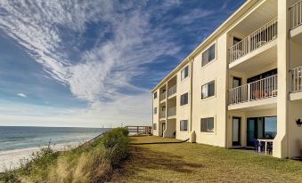 Beachside Condominiums