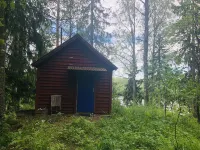 Tiny Hut in the Forest Overlooking the River Các khách sạn ở Hedemora
