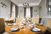 The Manor Hotel Hotels in Crickhowell