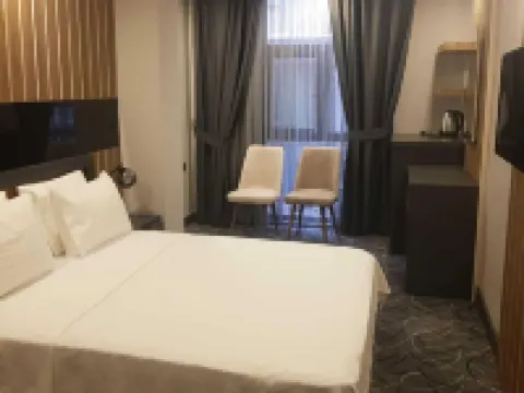 โรงแรมโพซคู โรงแรมในเมร์ซีน