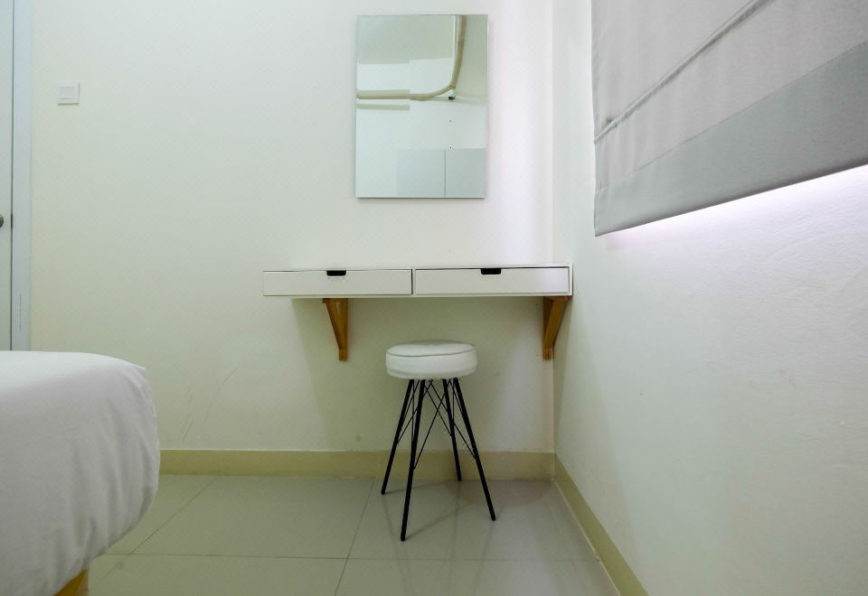Tranquil 2Br @ Green Pramuka Apartment Images