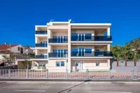 Chic Villa in Dramalj at Sea Hotel di 
