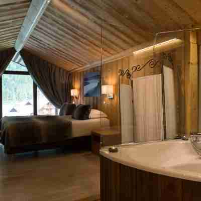 Chalet-Hôtel La Chemenaz Rooms
