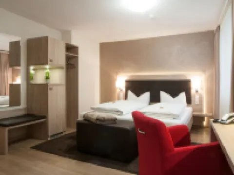 Hotel - Restaurant Hirsch Hotels in Heimsheim