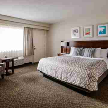 The Crimson Jasper Rooms