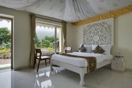 Kavish Holiday Hill Resort Hotels near Hill View Point