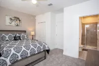 Festival Resort 5 Bd Home w Screened Pool Close to Disney 174