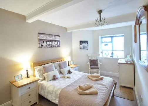 Host & Stay - View Point Apartment