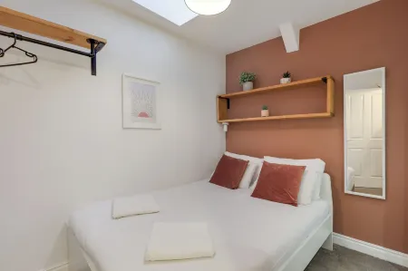 Ceylon at the Tea Warehouse - North East Escapes