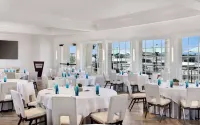 Balboa Bay Resort - breakfast