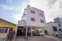 Hotel Janaína فنادق في Porto Belo