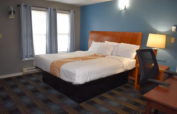 皮爾格林旅館&小屋酒店