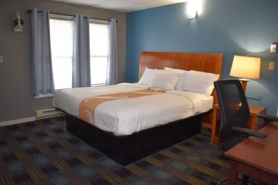 Pilgrim Inn & Cottages Hotels in Campton