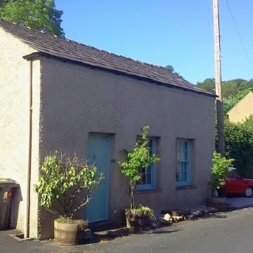 Cottage - Sleeps 4 - Pets Ok - Garden - Parking