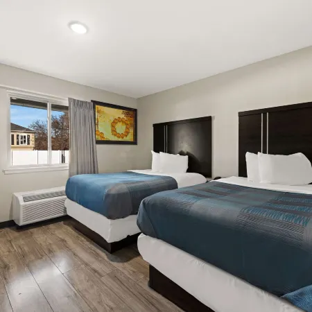 Rodeway Inn Отели рядом с достопримечательностью «Бульвар Независимости»