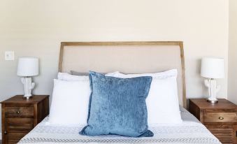 Updated Condo in A Old Town Scottsdale Location