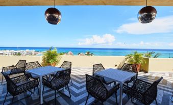 Centric Condo by Casago