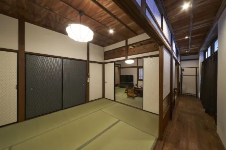 Oyado Kinokuniya Togiya Machi Harimaya Kado Kura Отели рядом с достопримечательностью «NAGASAKI STADIUM CITY»