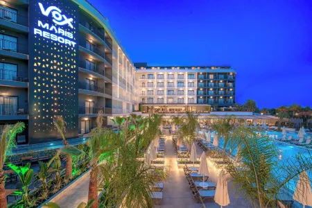 Vox Maris Resort Отели рядом с достопримечательностью «Храм Аполлона»