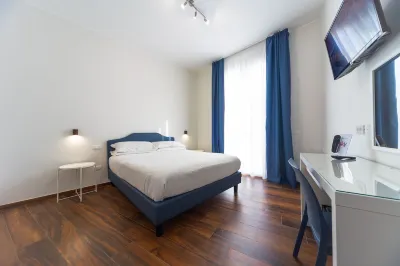 Serena Palace Superior Rooms 마차라델발로 호텔