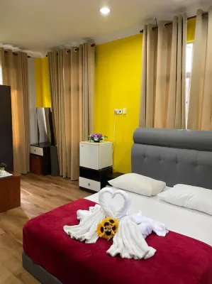 Samudera Hotel Hotel di Kampung Raja
