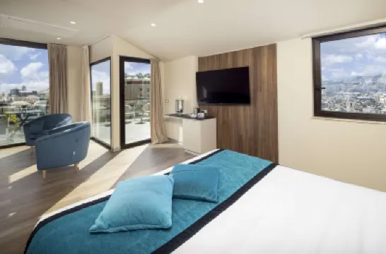 Best Western Plus City Hotel Hoteles cerca de Piazza Colombo