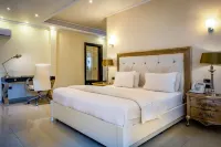 The Country Lodge Hotel Hotels in Freetown