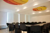 坎昆機場舒適飯店