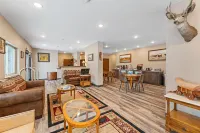 Wagon Wheel Hotel Hotels in West Yellowstone