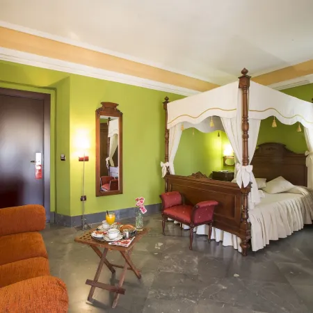 Hotel Carlos V