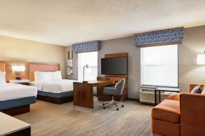 Hampton Inn & Suites Valparaiso Hotels near Chicago Street Theatre