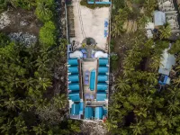 Santorini Beach Resort Hotels near Kardia - Best sunset spot in Gili Trawangan