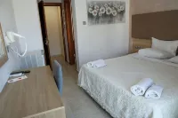 Marie Hotel
