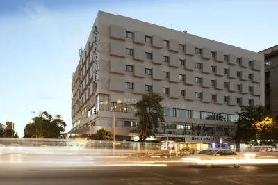 Hotel Tivoli Maputo Hotel dekat UCKG