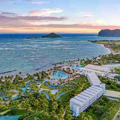 Coconut Bay Beach Resort & Spa All Inclusive Hotel Exterior