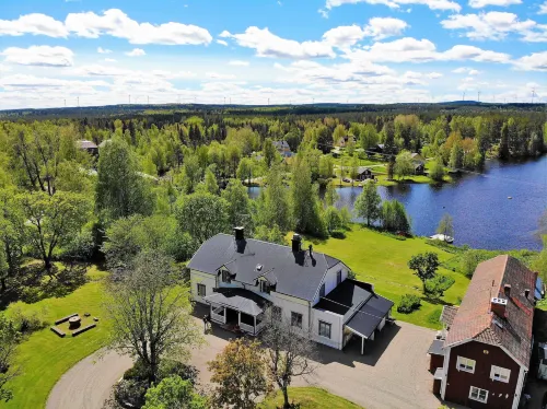 STF Jädraås Herrgård - Hostales