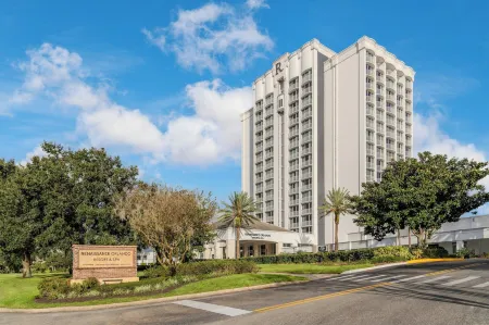 Renaissance Orlando Resort & Spa